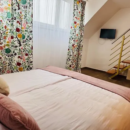 Bed & Breakfast In *